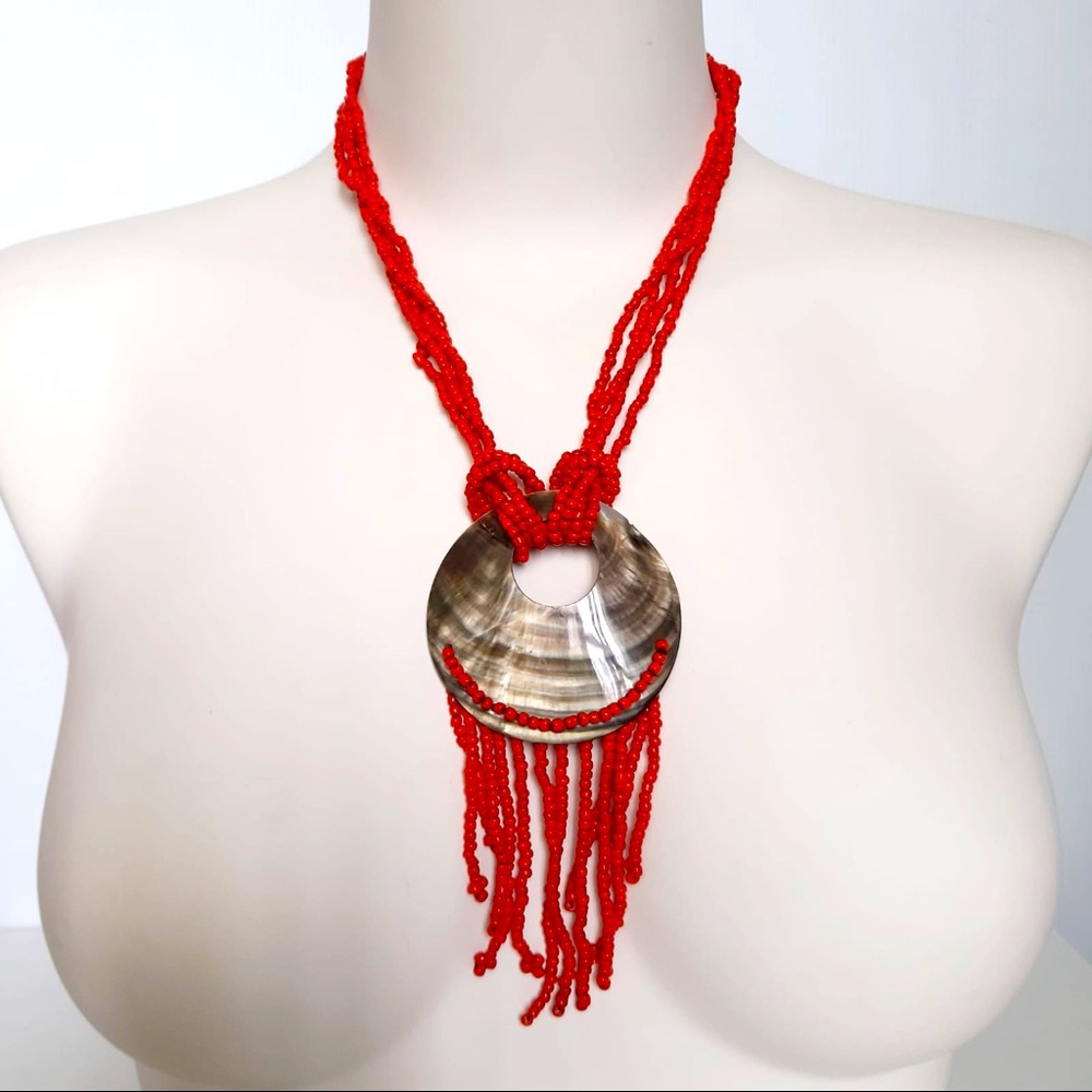 2 x $20‼️ BOHEMIAN BEADED & MOTHER PEARL NECKLACE Vibrant Red - Picture 1 of 8